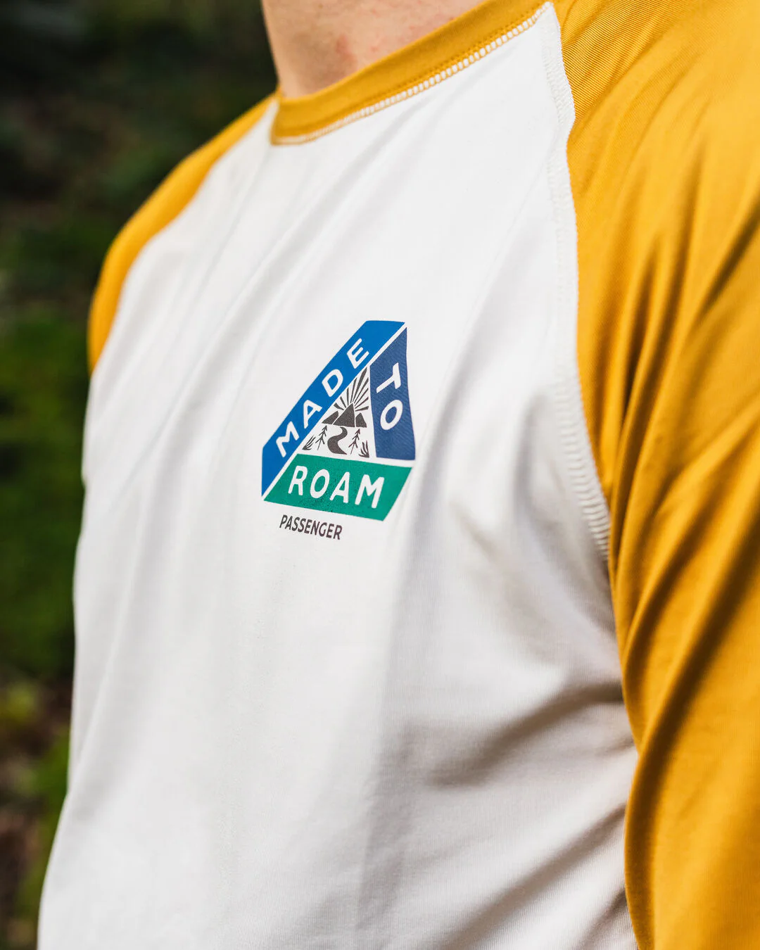 Range Active LS T-shirt - Dusty Ochre/ Vintage White - Image 4
