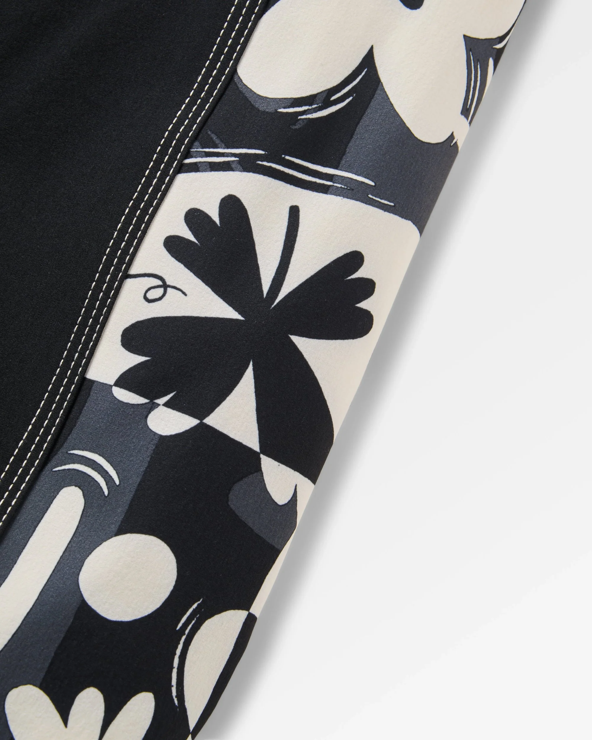 Rialto 16" Boardshort - Black - Image 6