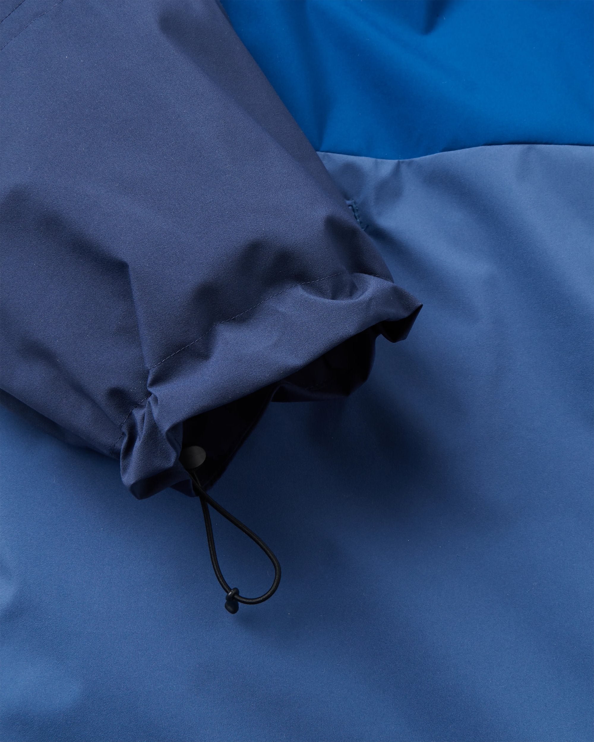 Riptide Lightweight Changing Robe - Rich Navy/Dark Denim - Image 7