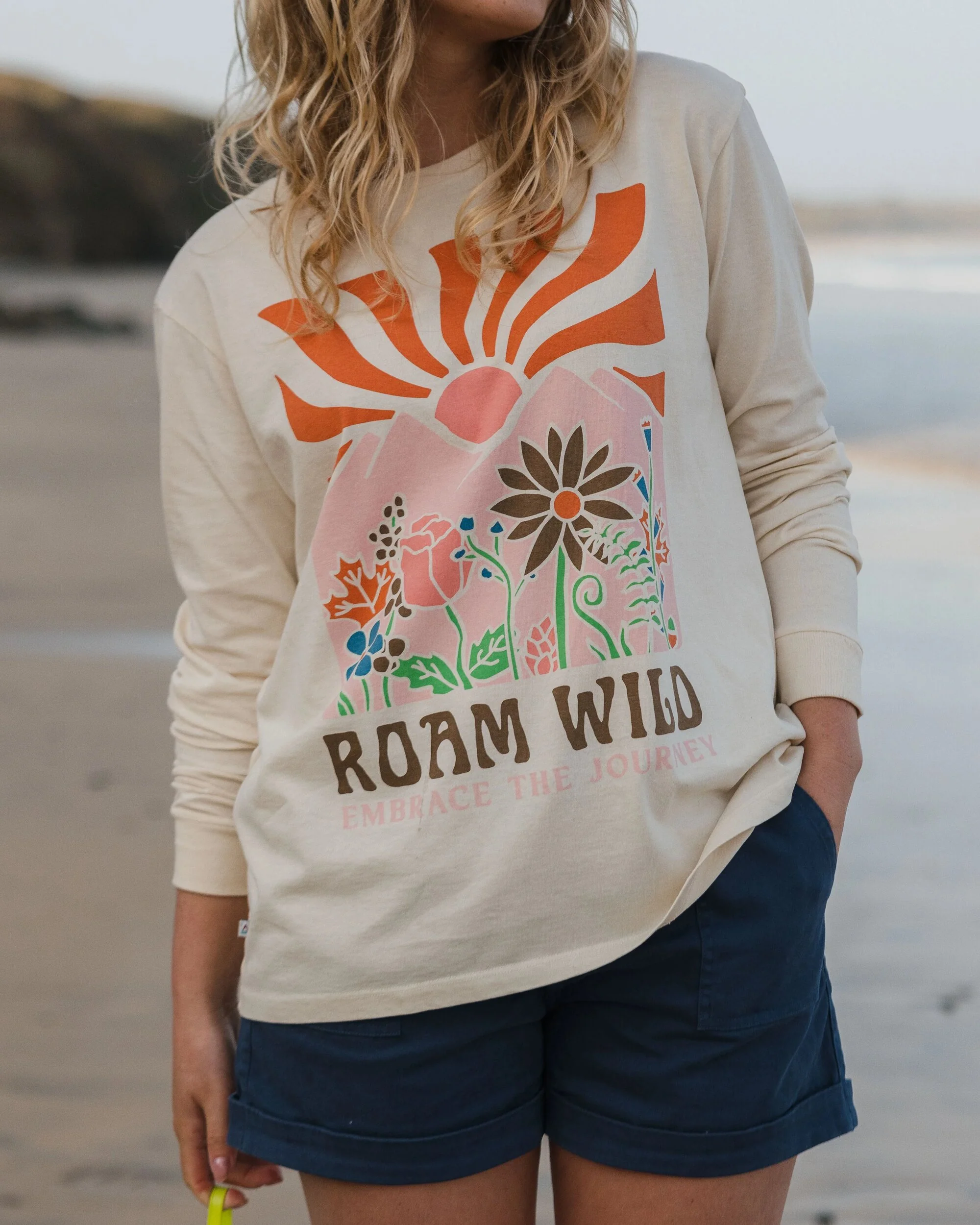 Roam Wild Oversized LS T-Shirt - Birch - Image 3
