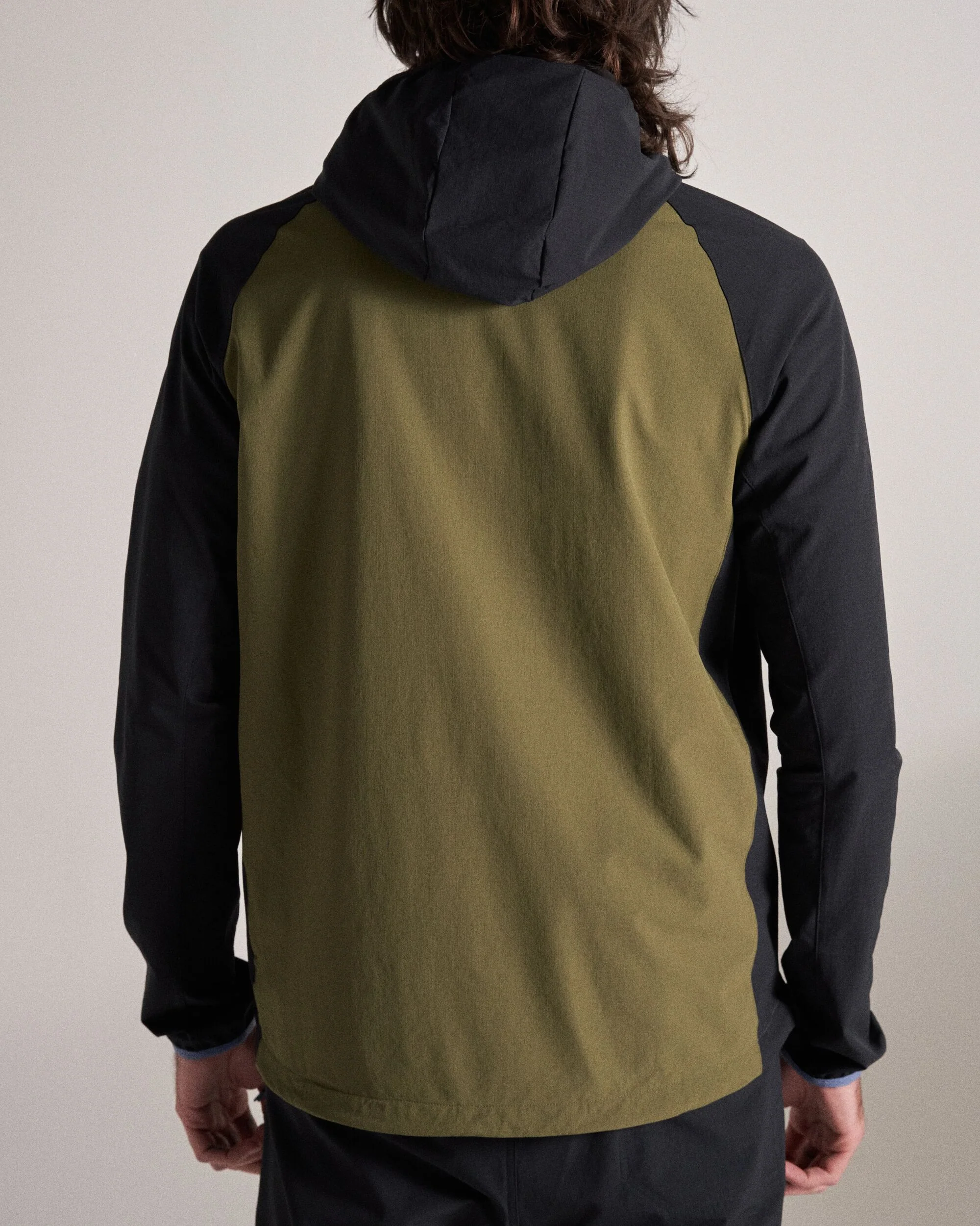 Roamer Light Softshell Anorak - Black/Khaki - Image 4