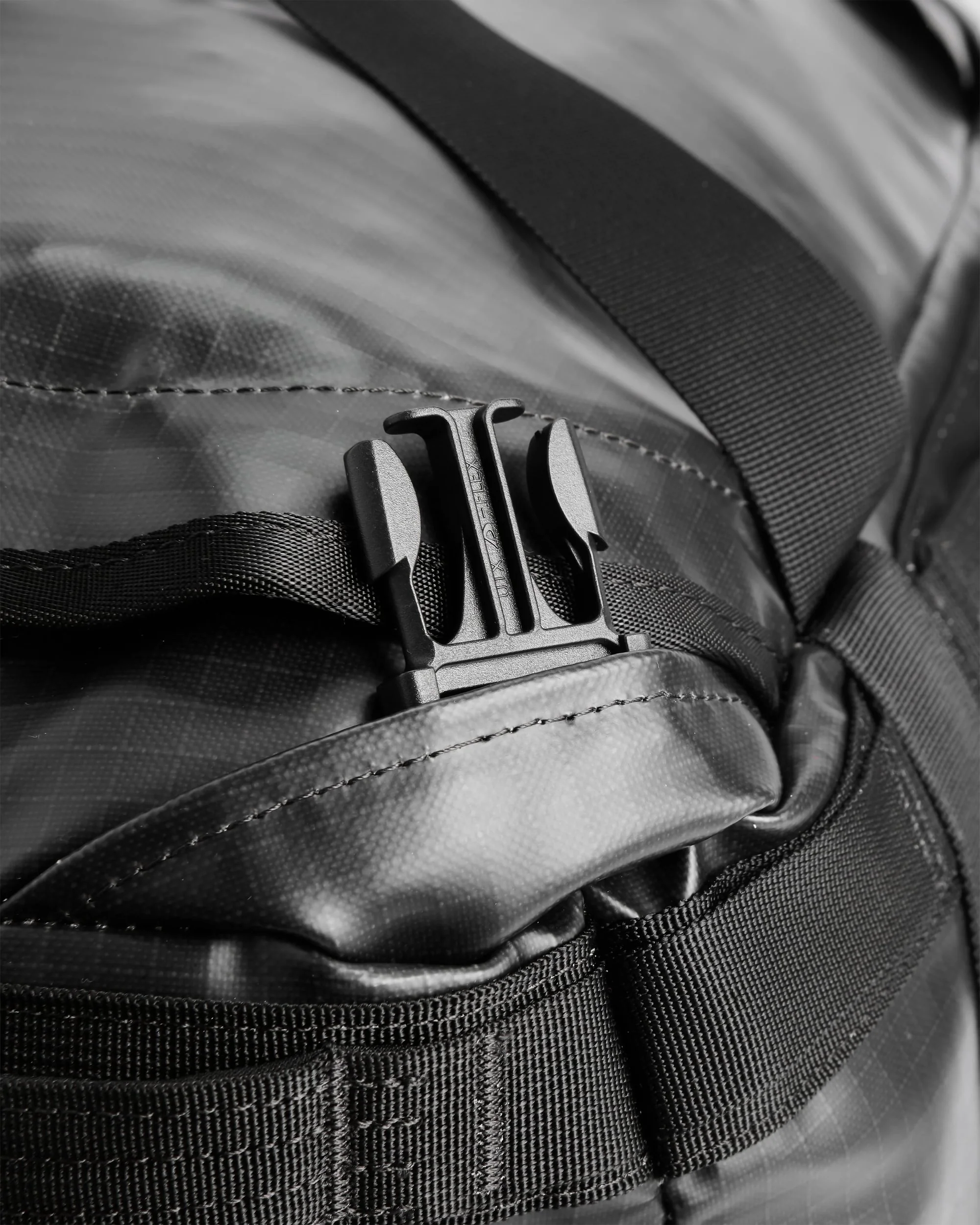Roamer 40L Duffel Bag - Phantom Black - Image 8
