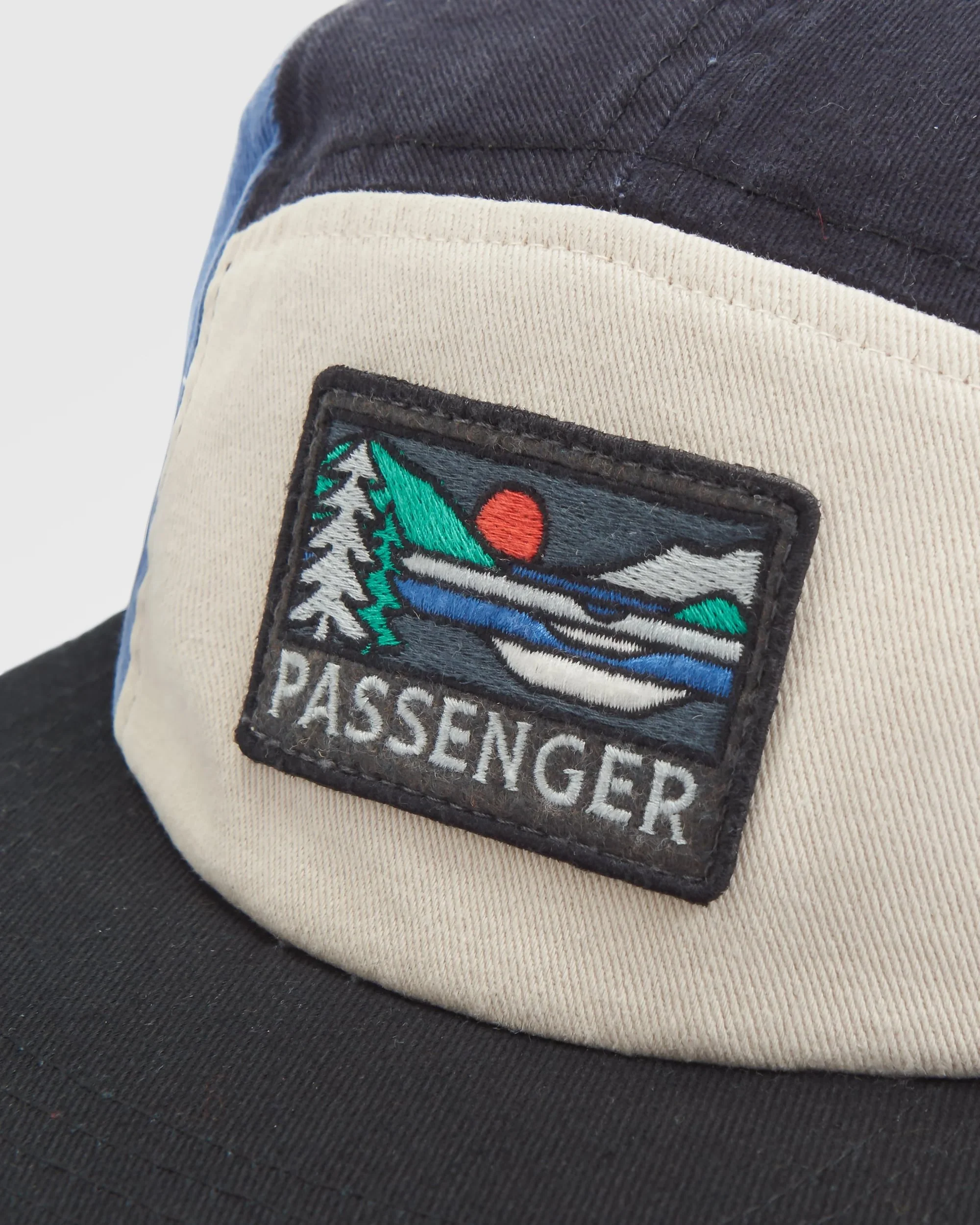 Roamer 5 Panel Cap - Charcoal Multi - Image 5