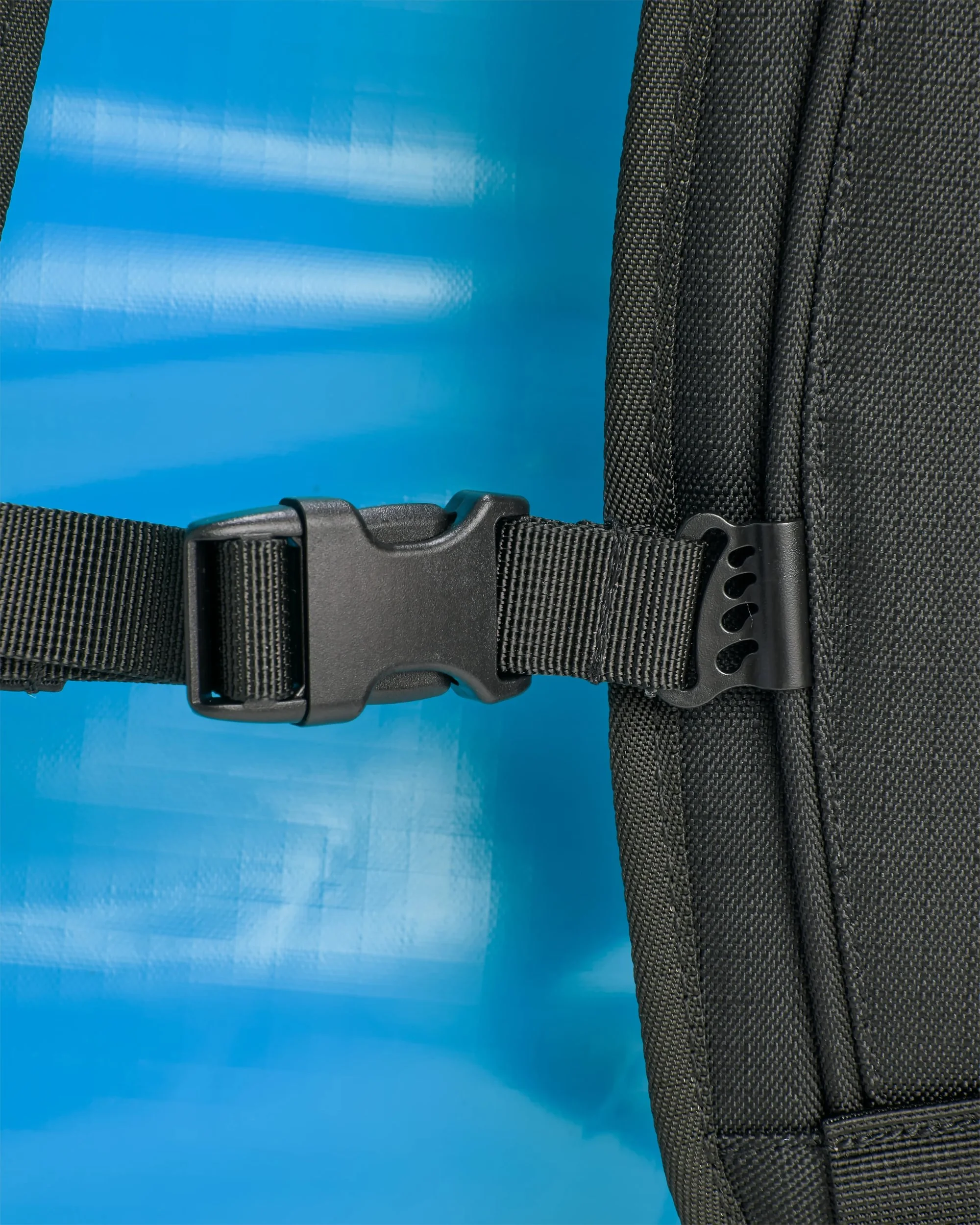 Roamer 60L Duffel Bag - Bluejay - Image 10