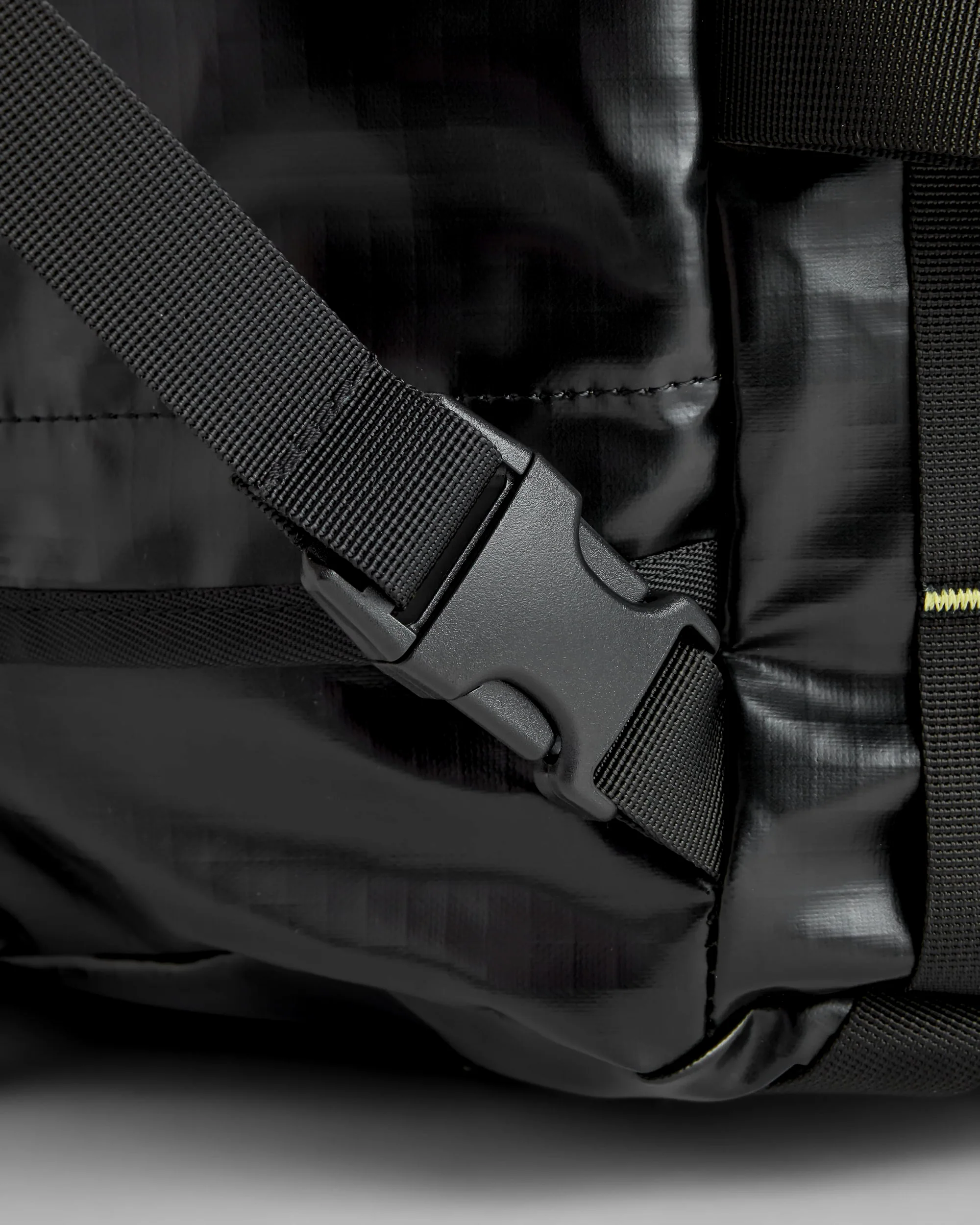 Roamer 80L Duffel Bag - Black - Image 10