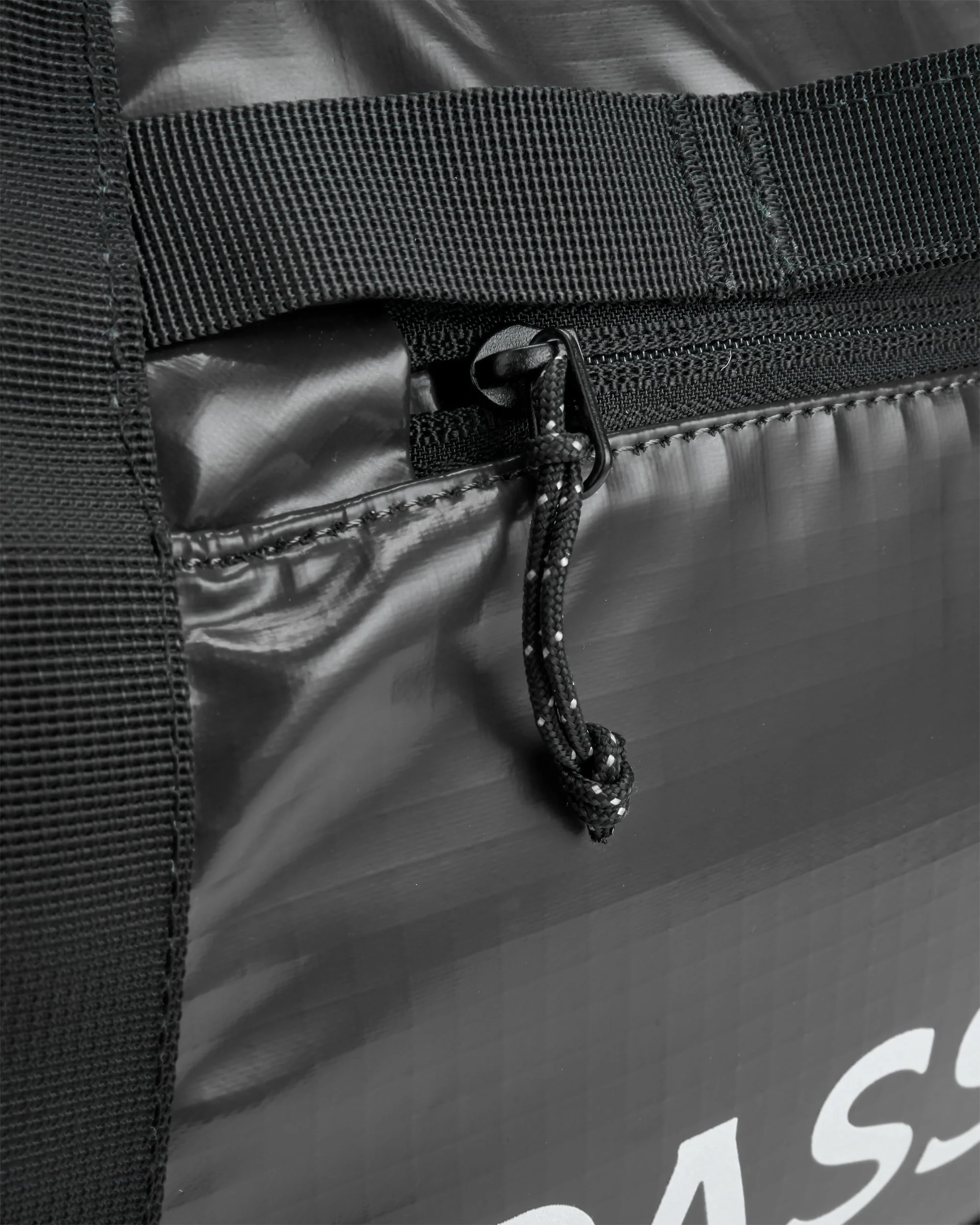 Roamer 80L Duffel Bag - Phantom Black - Image 12