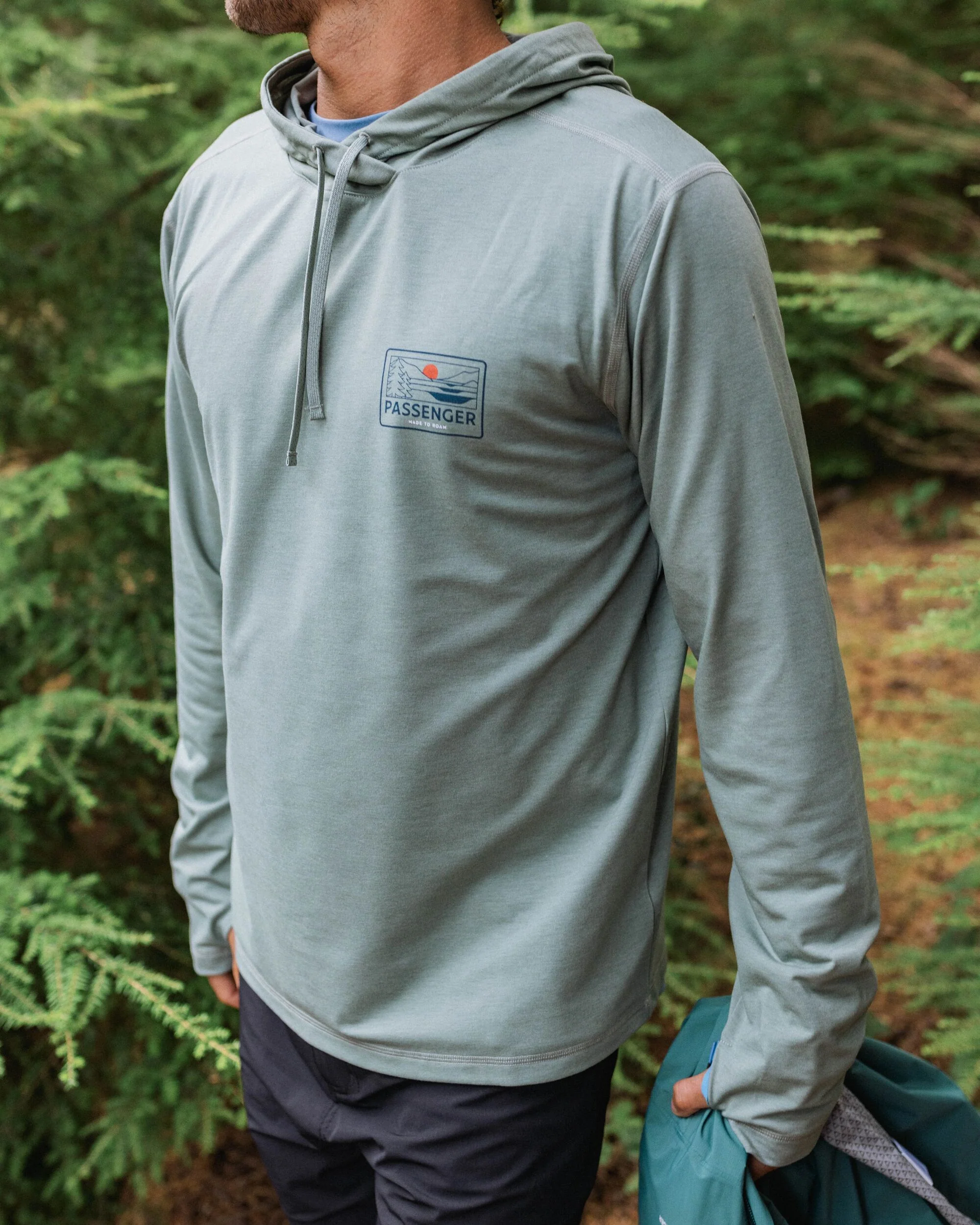 Roamscreen UPF50 Drirelease® Men's Hoodie - Pistachio - Image 5