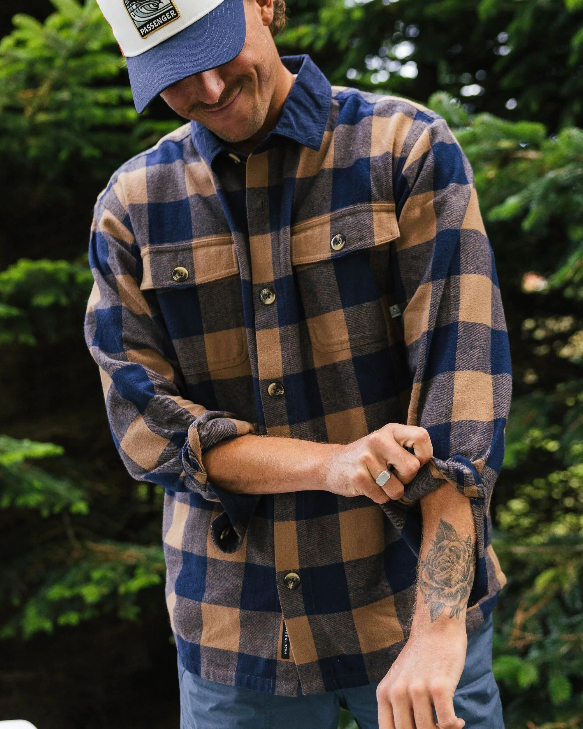 Rustic Organic Cotton Shirt - Toffee/Rich Navy Buffalo - Image 5