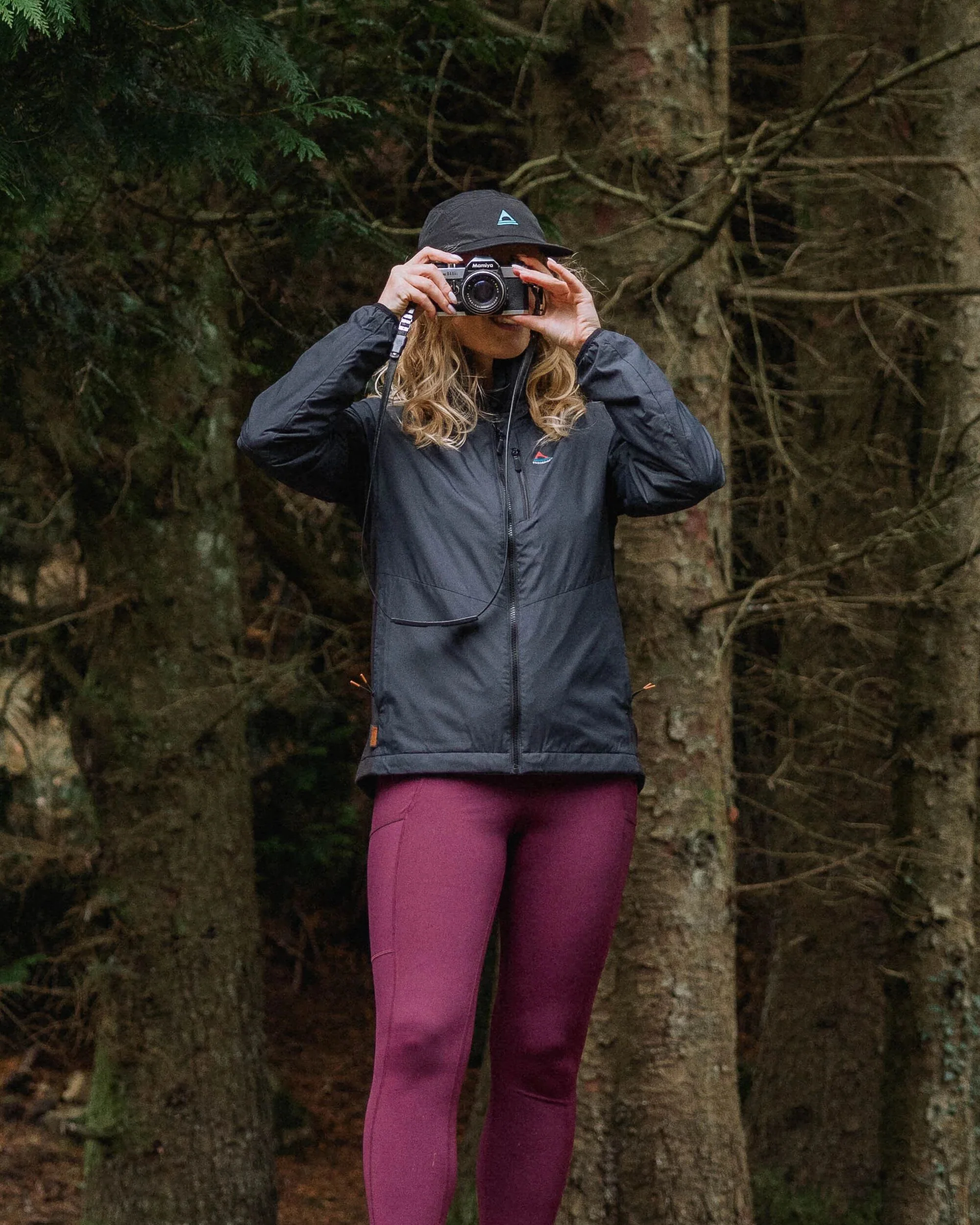 Shasta Lightweight Thermore® Hoodless Jacket - Black - Image 3