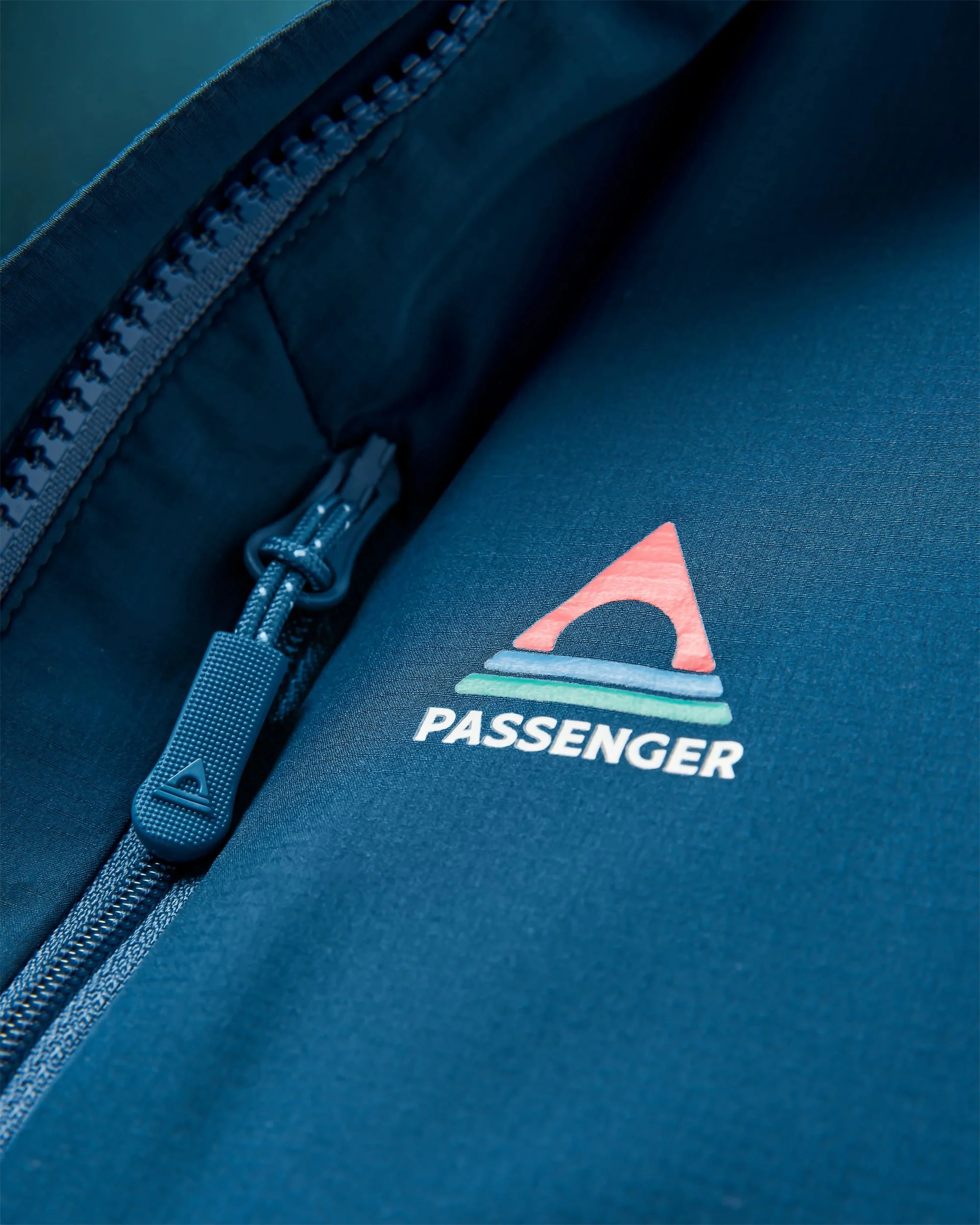 Shasta Lightweight Thermore® Insulated Jacket - Rich Navy/Dark Denim/Arctic - Image 2