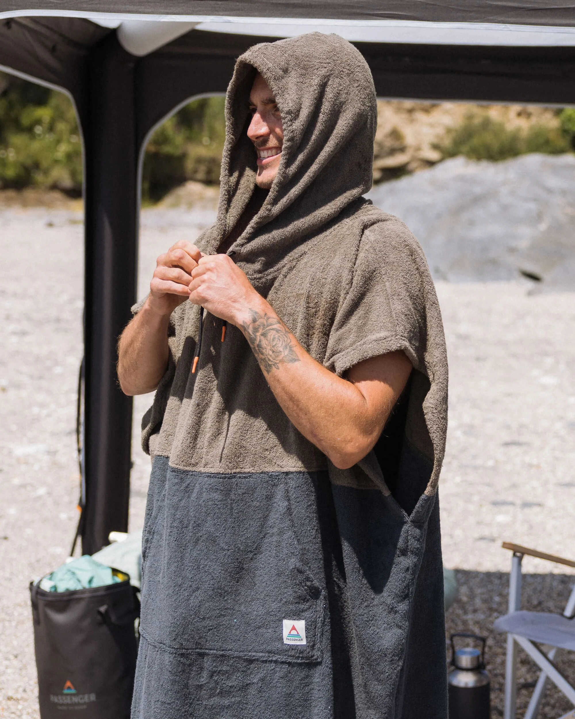 Shoreline Cotton Towel Poncho - Dusty Olive/Charcoal - Image 3