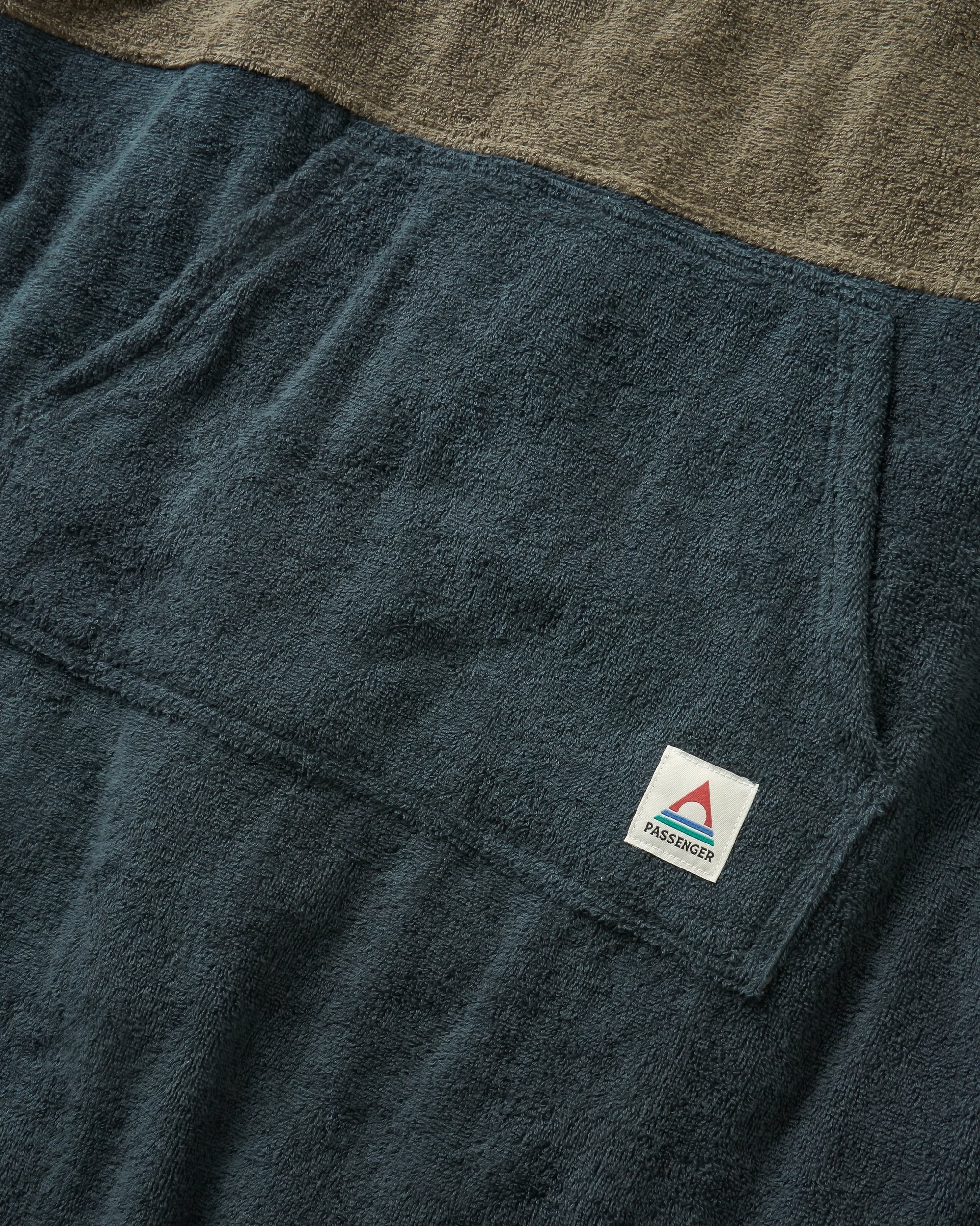Shoreline Cotton Towel Poncho - Dusty Olive/Charcoal - Image 4