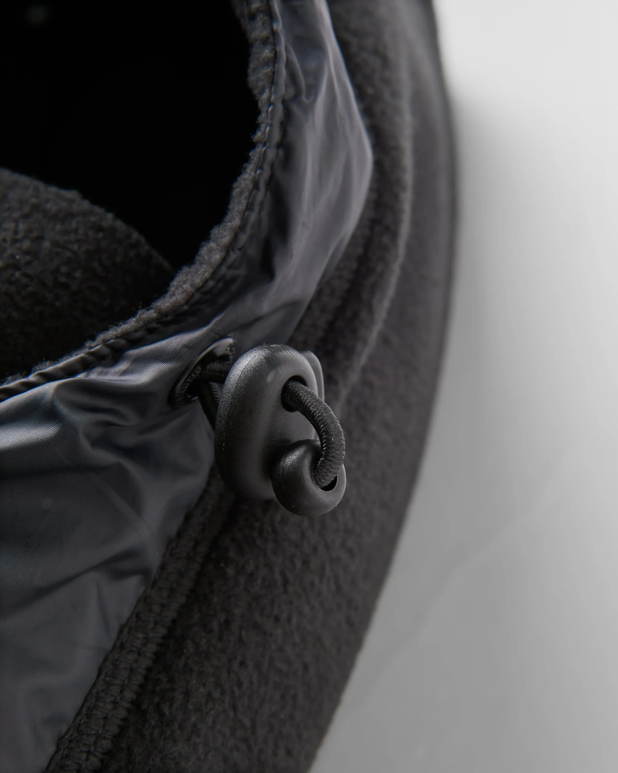 Snow Lodge Hood - Black - Image 5