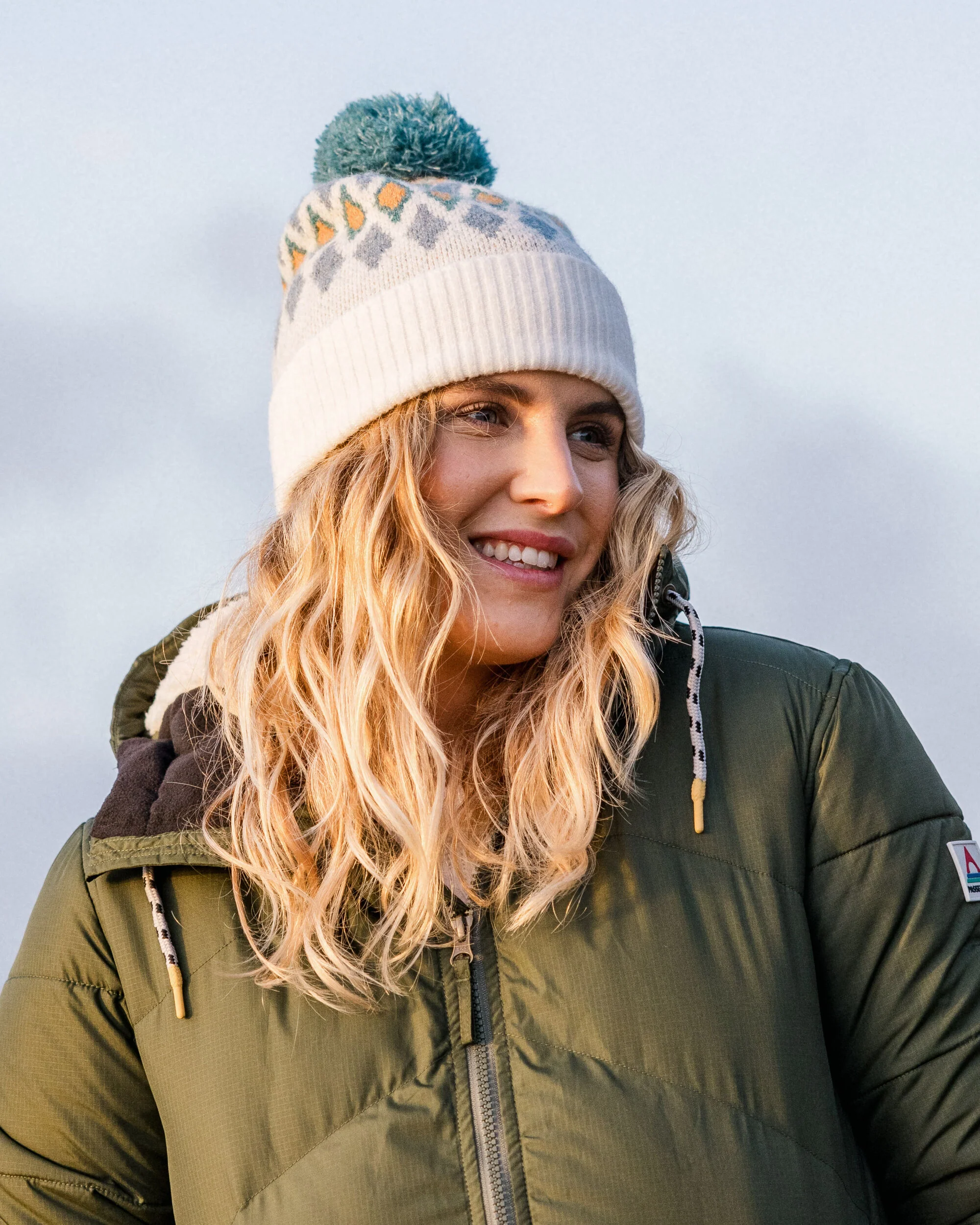 Snowdrop Bobble Hat - Vintage White - Image 3