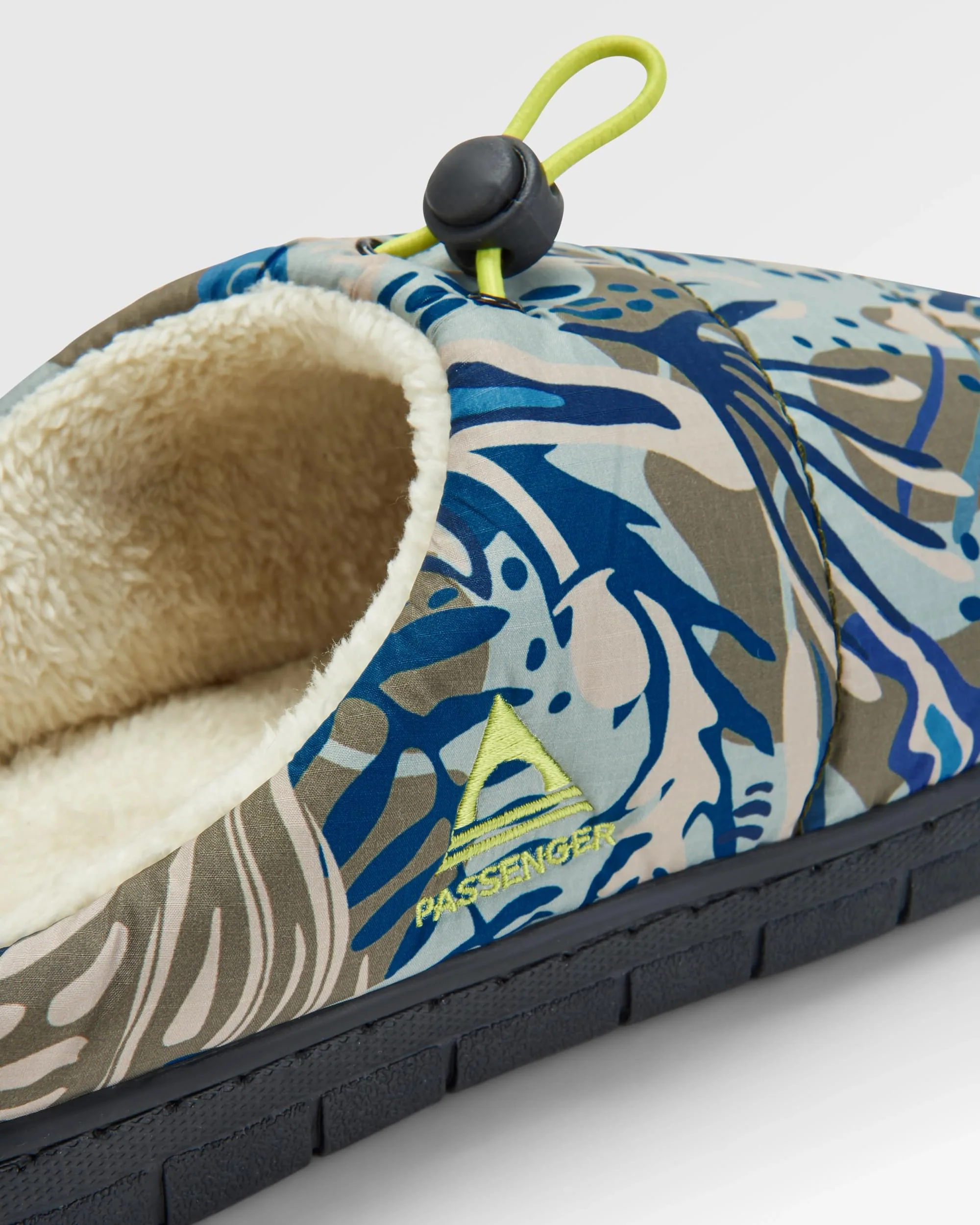 Step Out Slipper - Abstract Seaweed Pistachio - Image 3