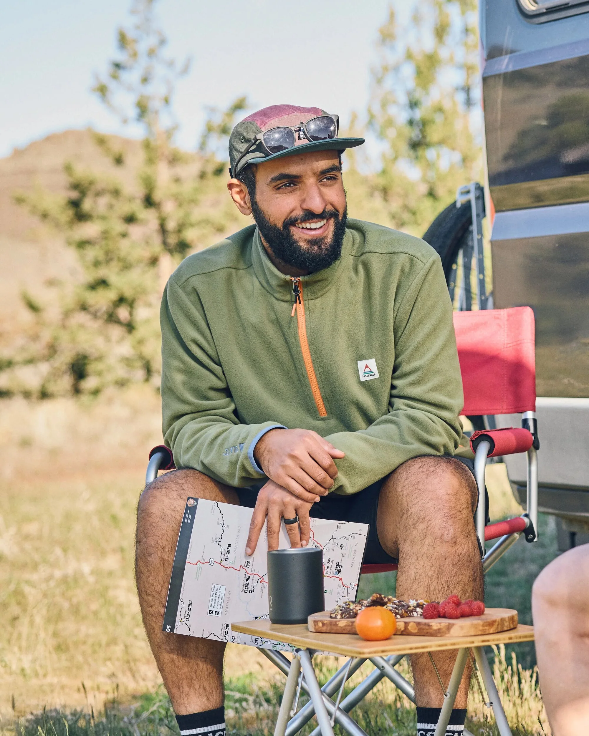 Switchback Micro Polartec® Fleece - Khaki - Image 2