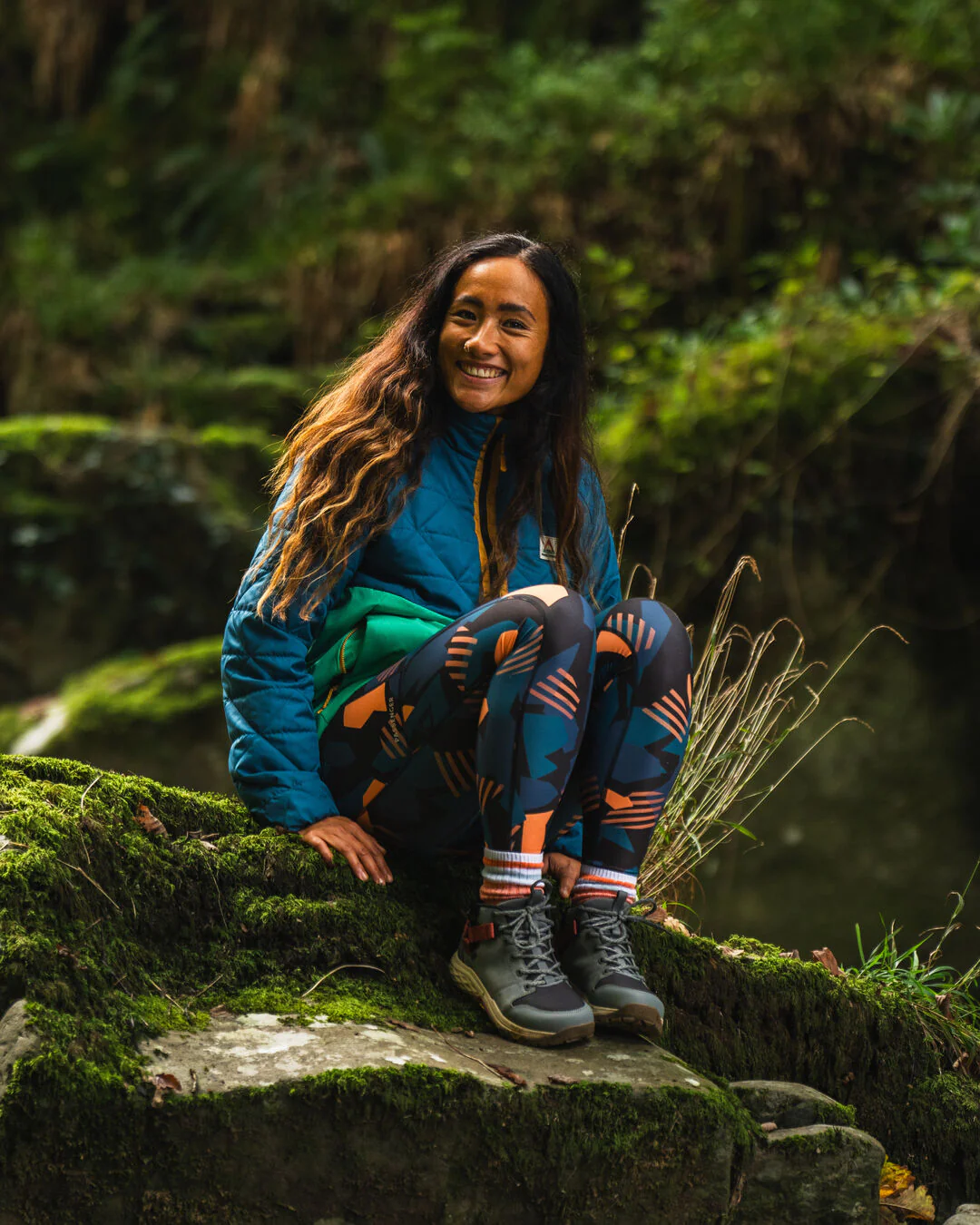 Trace Thermore® Insulated Jacket - Corsair Blue/ Jungle Green - Image 4