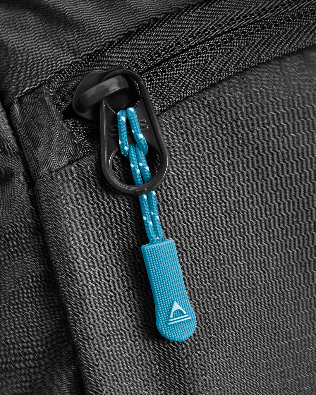 Track 30L Backpack - Black - Image 14
