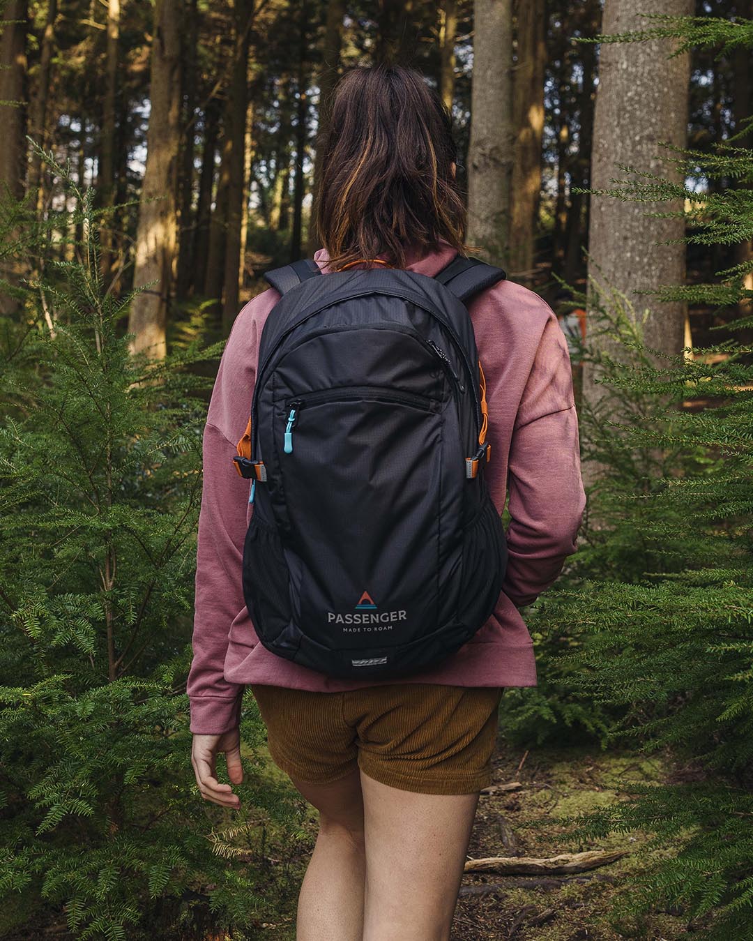 Track 30L Backpack - Black - Image 4
