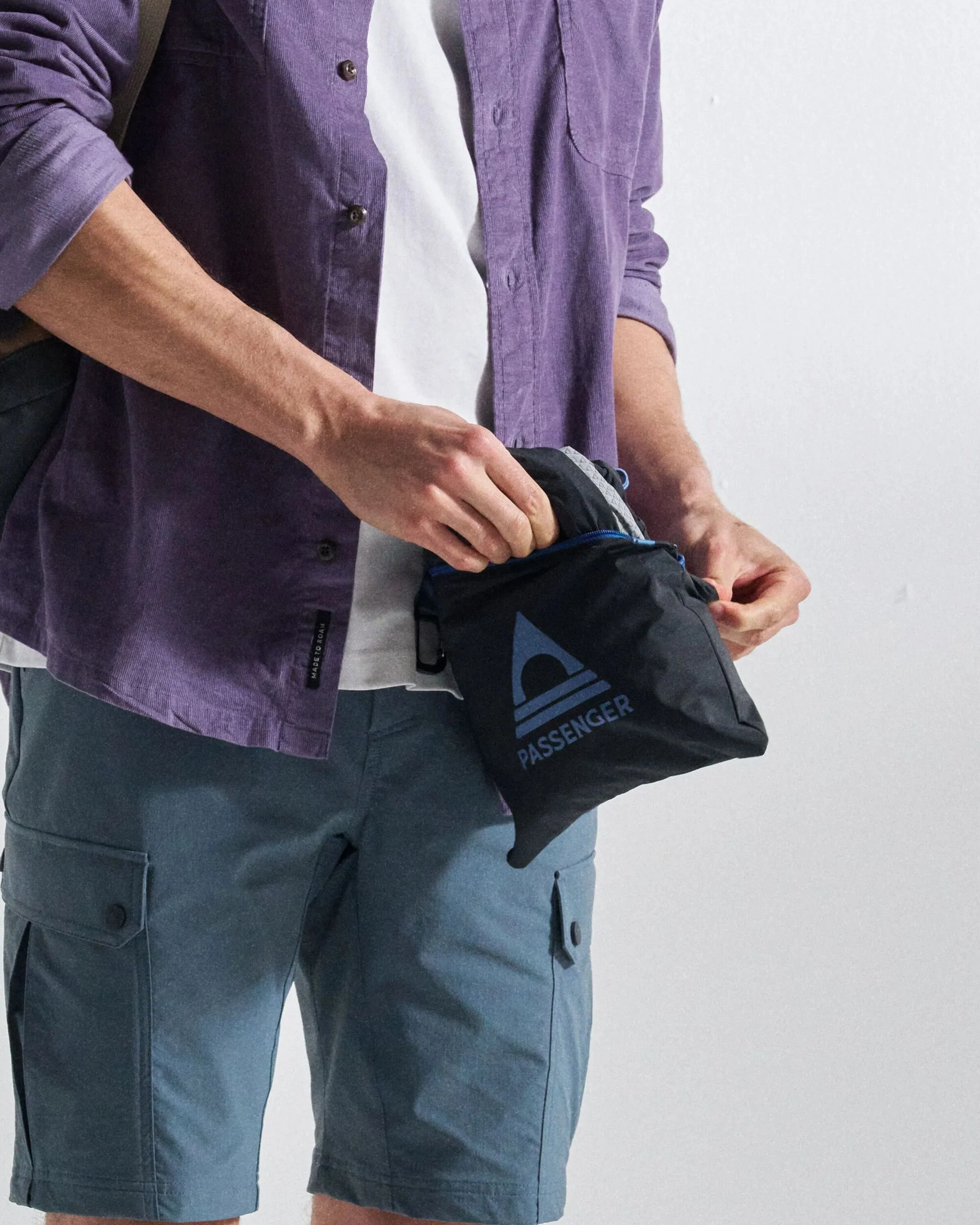 Trailscape Light Men's Waterproof Jacket - Black - Image 9