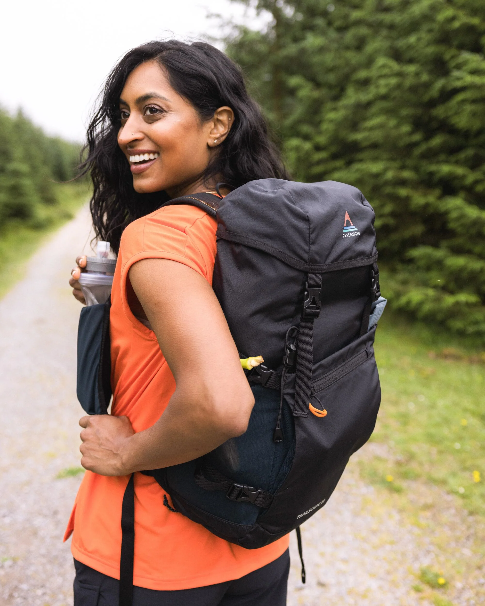 Trailscape 18L Backpack - Black - Image 3