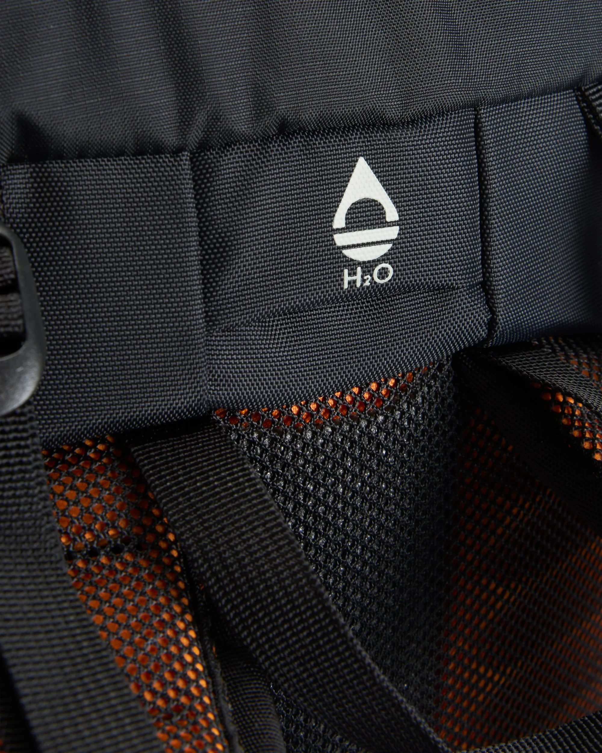 Trailscape 24L Backpack - Black - Image 12