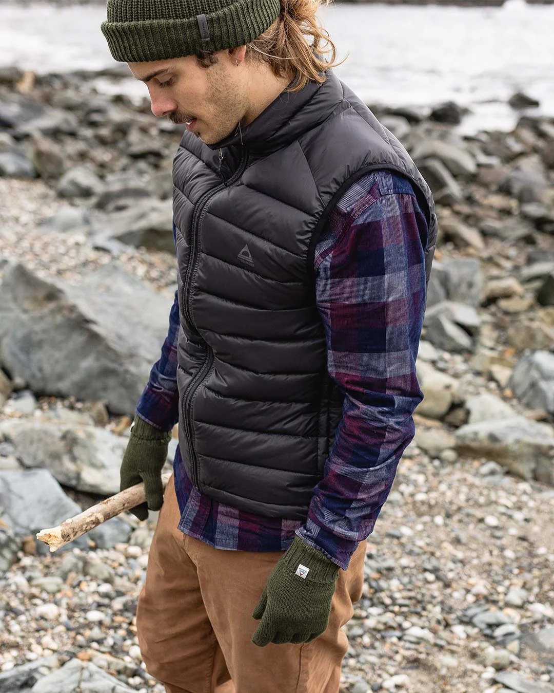 Travel Insulated Vest - True Black - Image 7