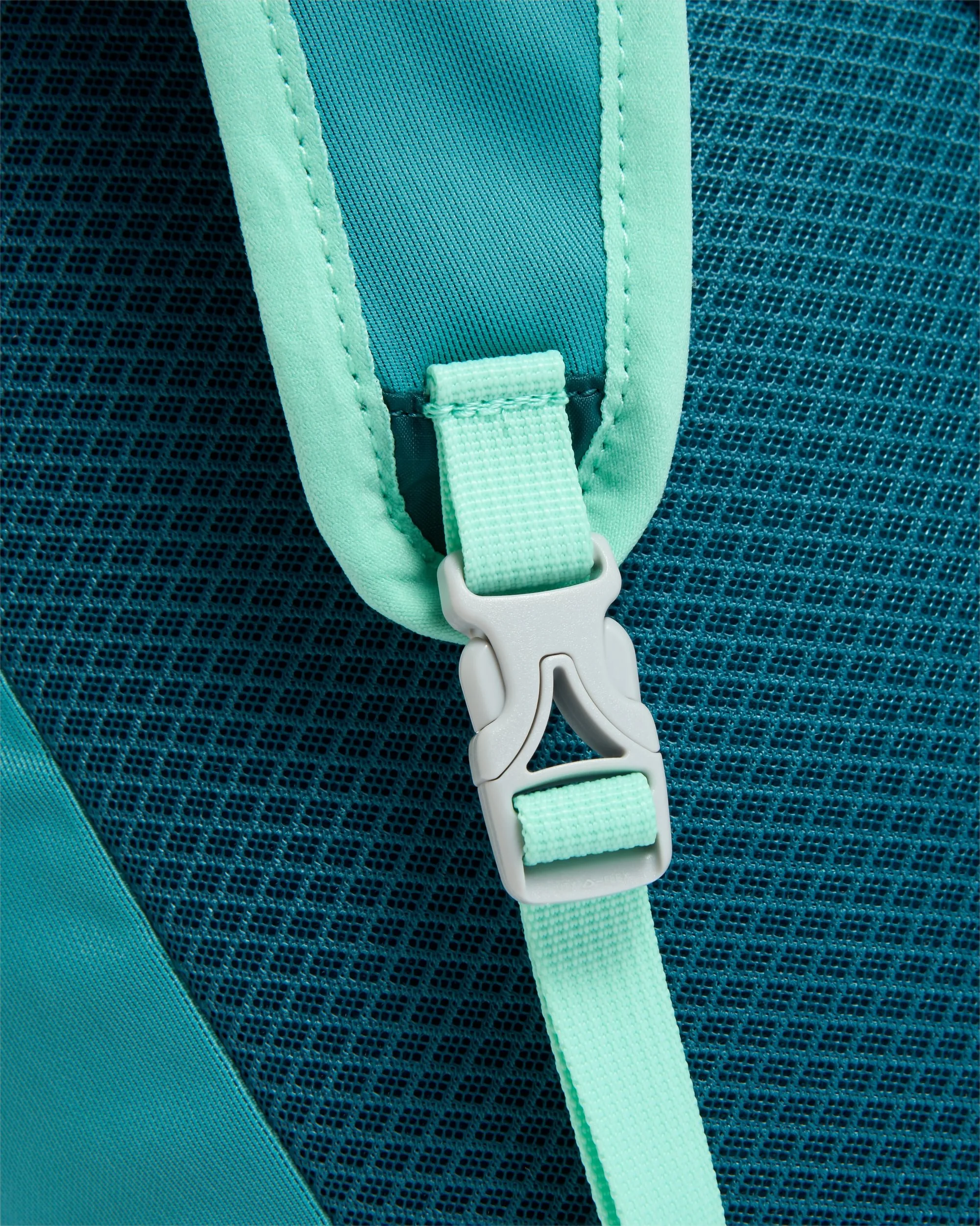 Travelscape Light Tote - Mediterranean/ Ocean Teal - Image 9