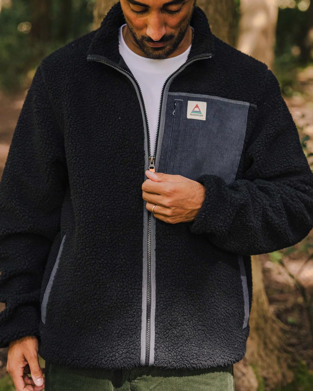 Trekker Deep-Pile Sherpa Fleece - Black - Image 5