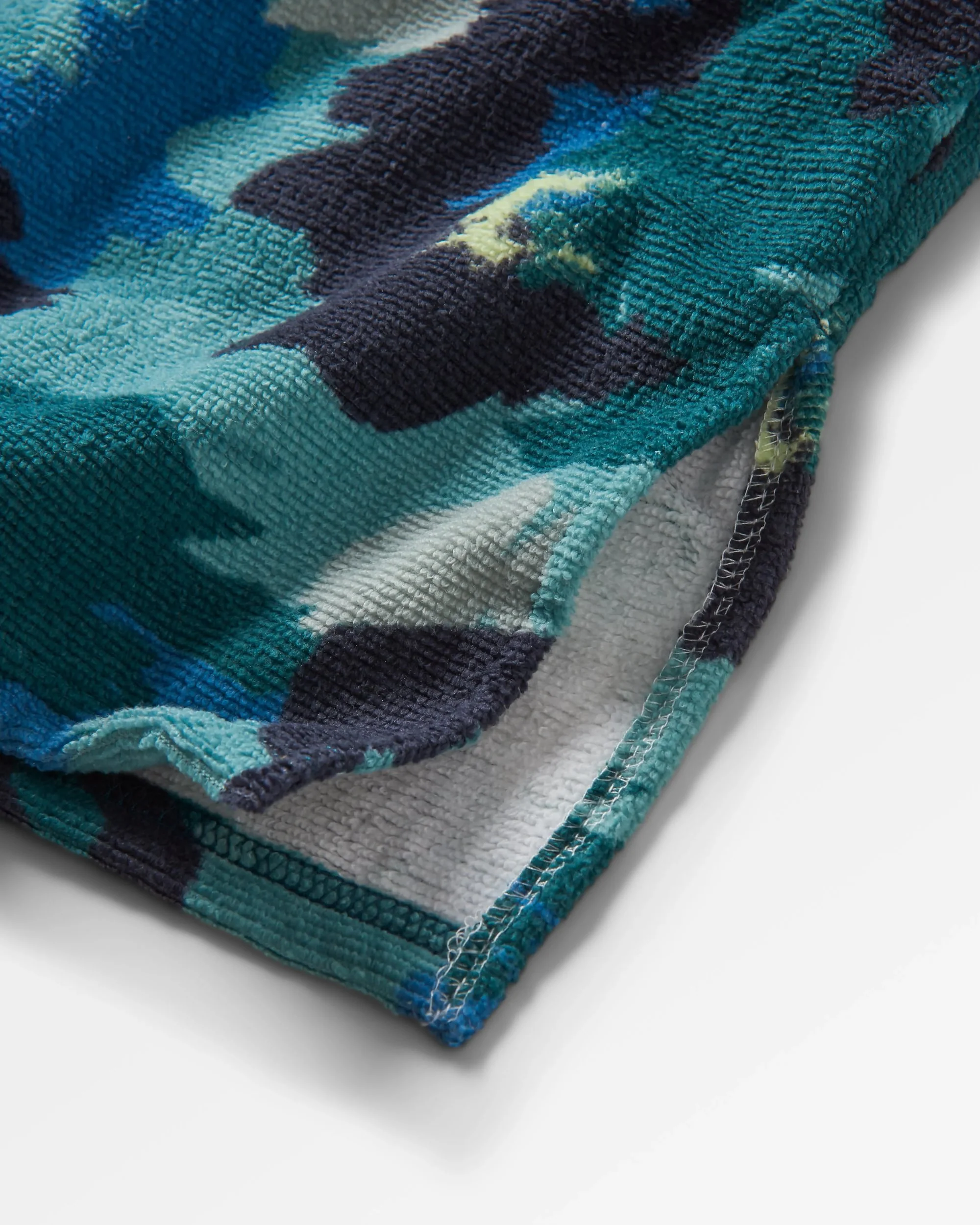 Tulum Towel Poncho - Alpine Camo Khaki - Image 5