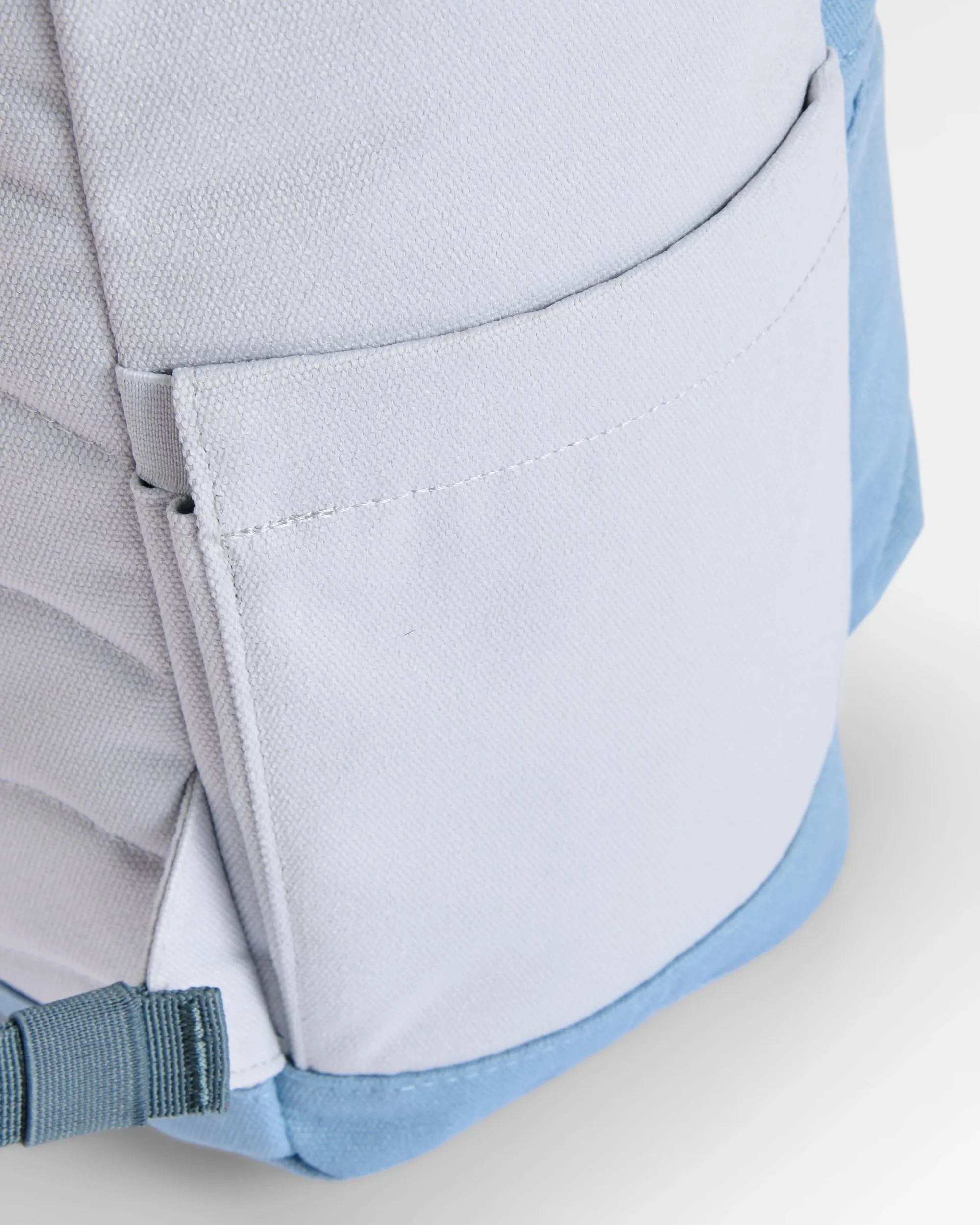 Vantage 18L Backpack - Faded Denim/ Grey Blue - Image 7