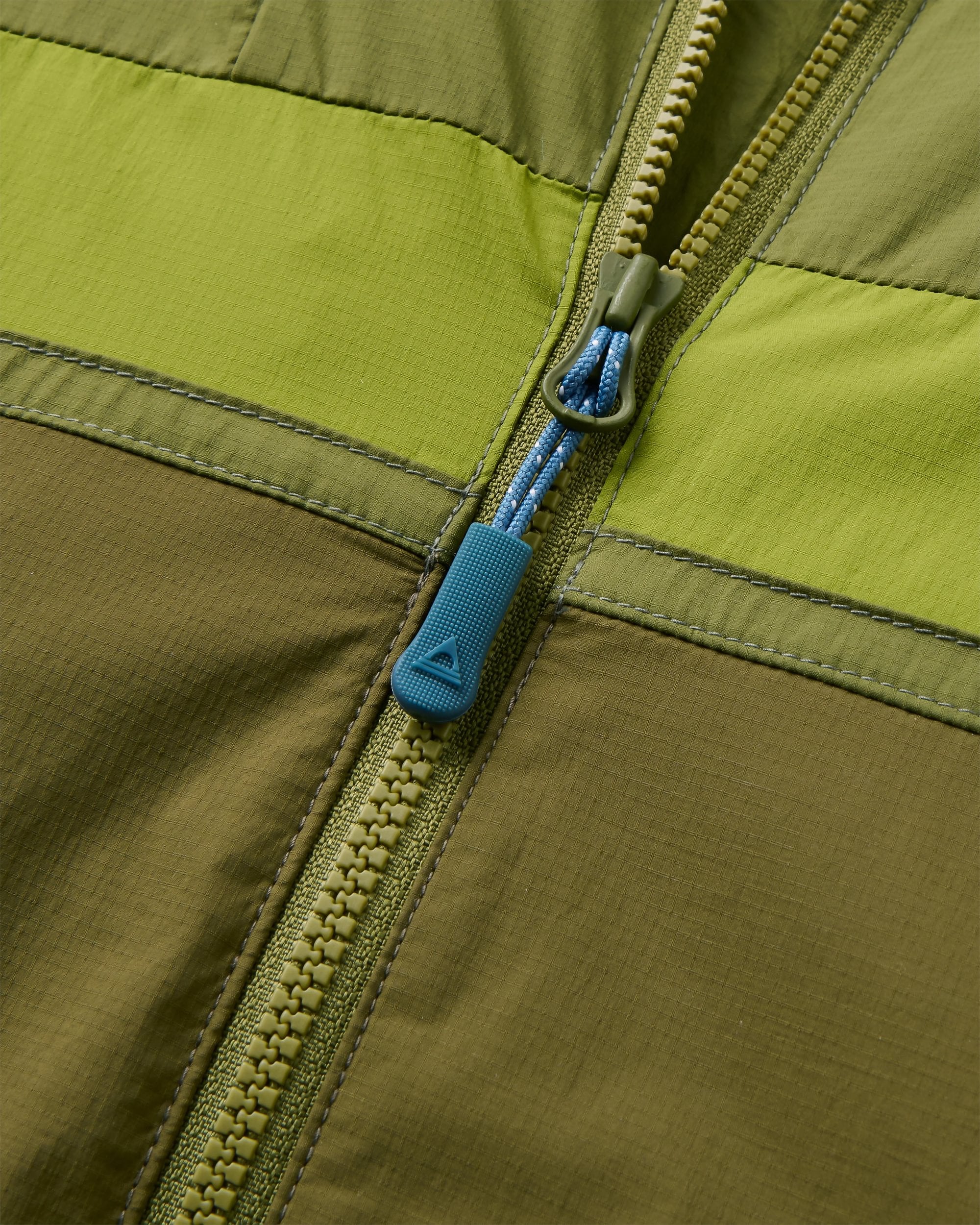 Viento Windshell Jacket - Dark Olive/Clover - Image 10