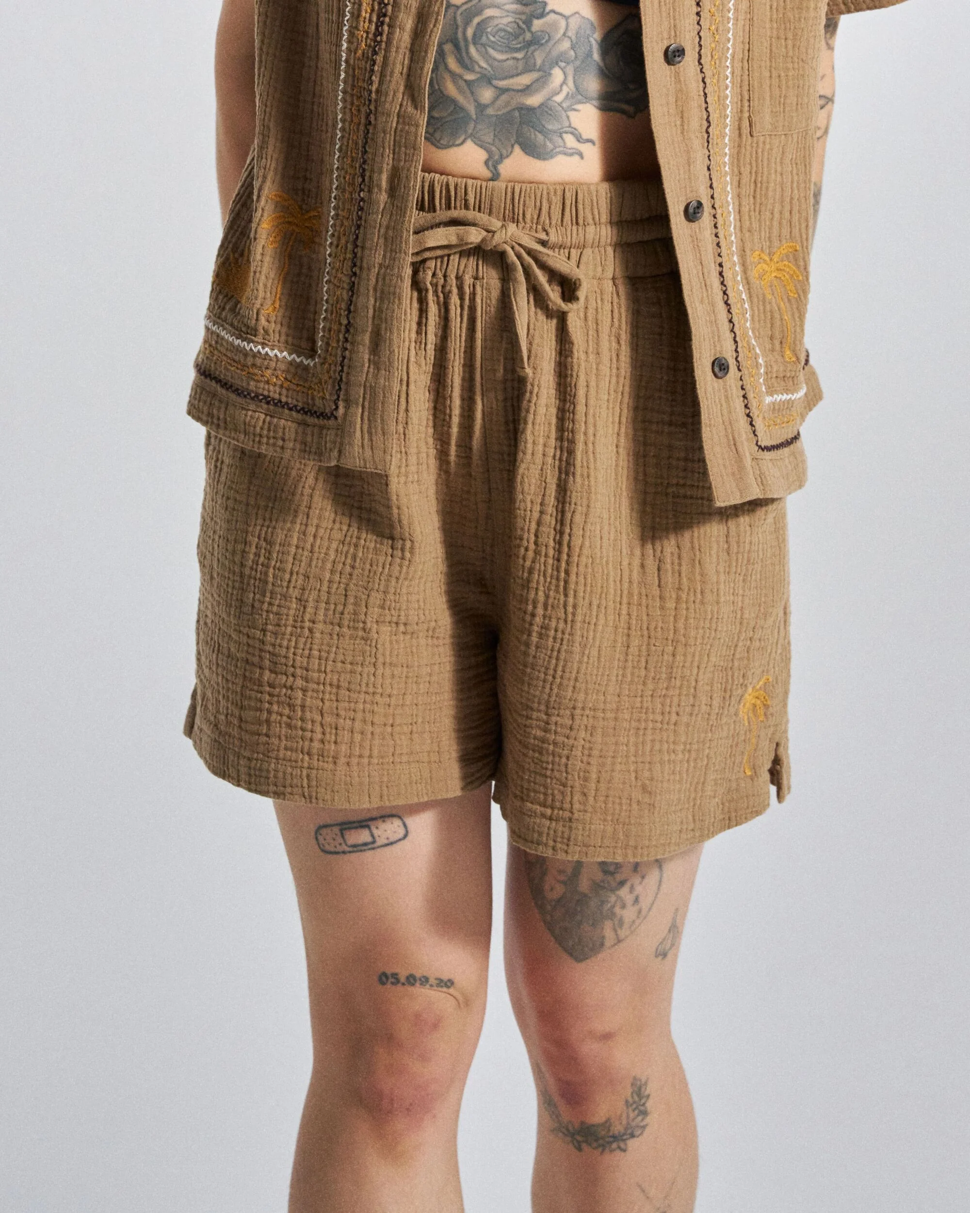 Waveney Short - Caramel Brown - Image 7