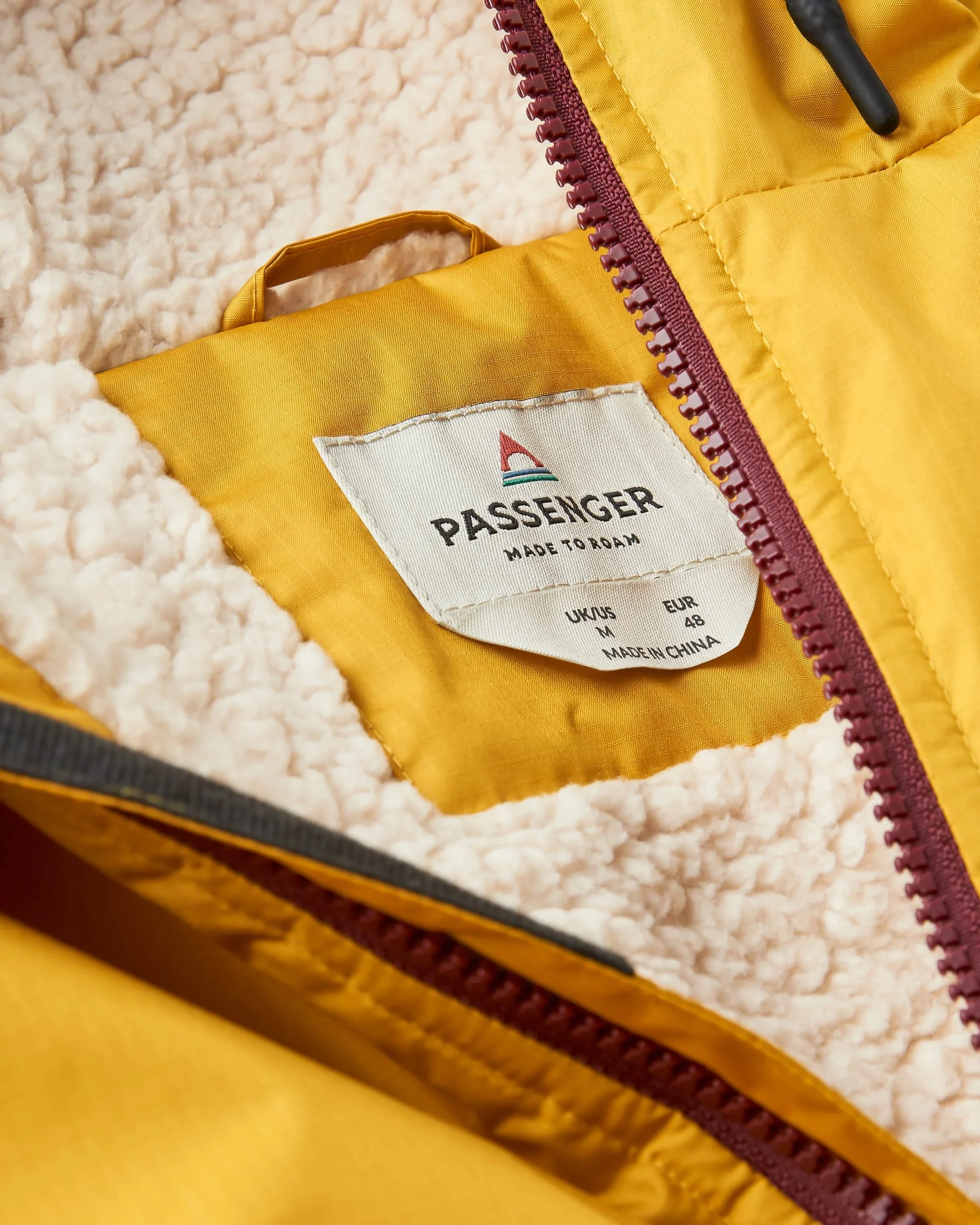 Waves Sherpa Lined Changing Robe - Fig/Heritage Yellow - Image 6