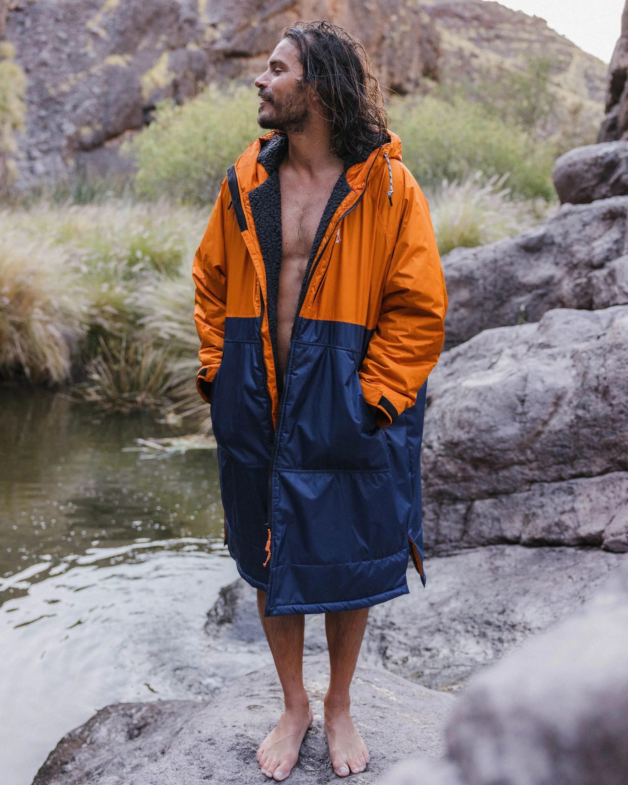 Waves Sherpa Lined Changing Robe - Sunrise Orange/Rich Navy - Image 2