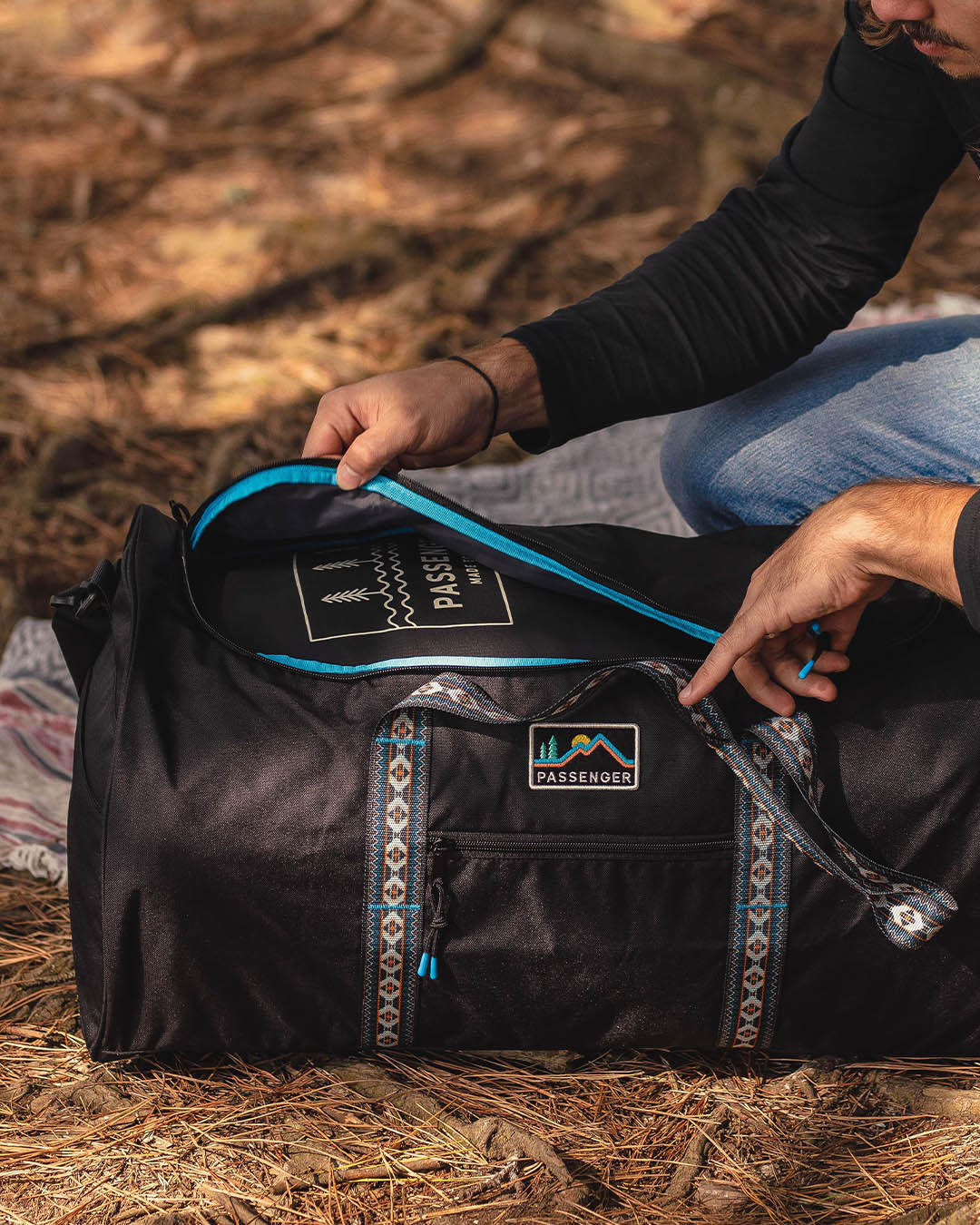 Weekender 58L Polyester Duffle Bag - Black - Image 2