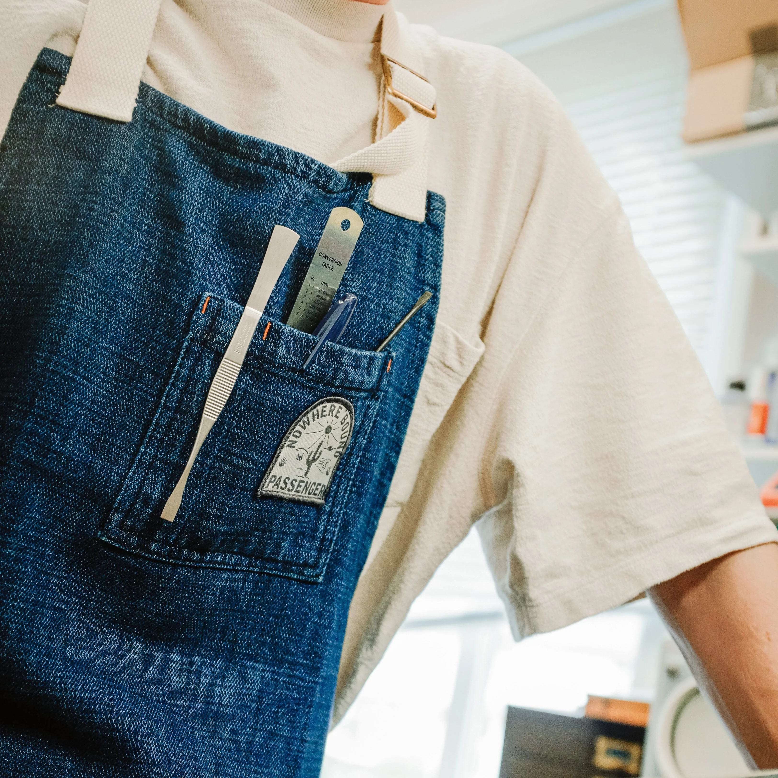 Yard Organic Cotton Denim Apron - Dark Denim - Image 4