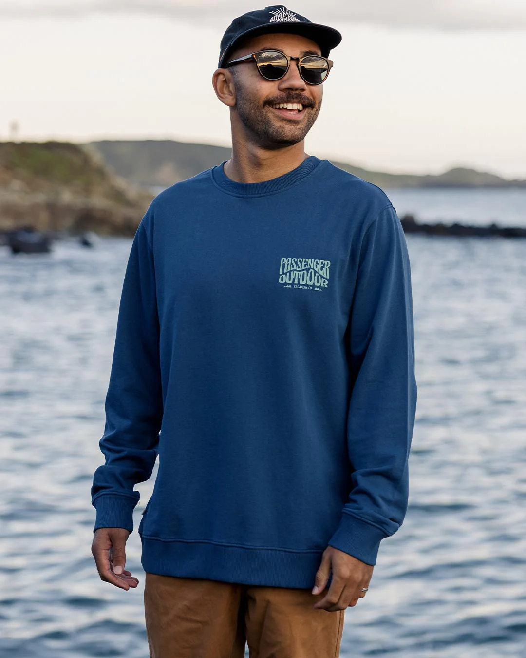 Yuca Sweatshirt - Dark Denim - Image 2