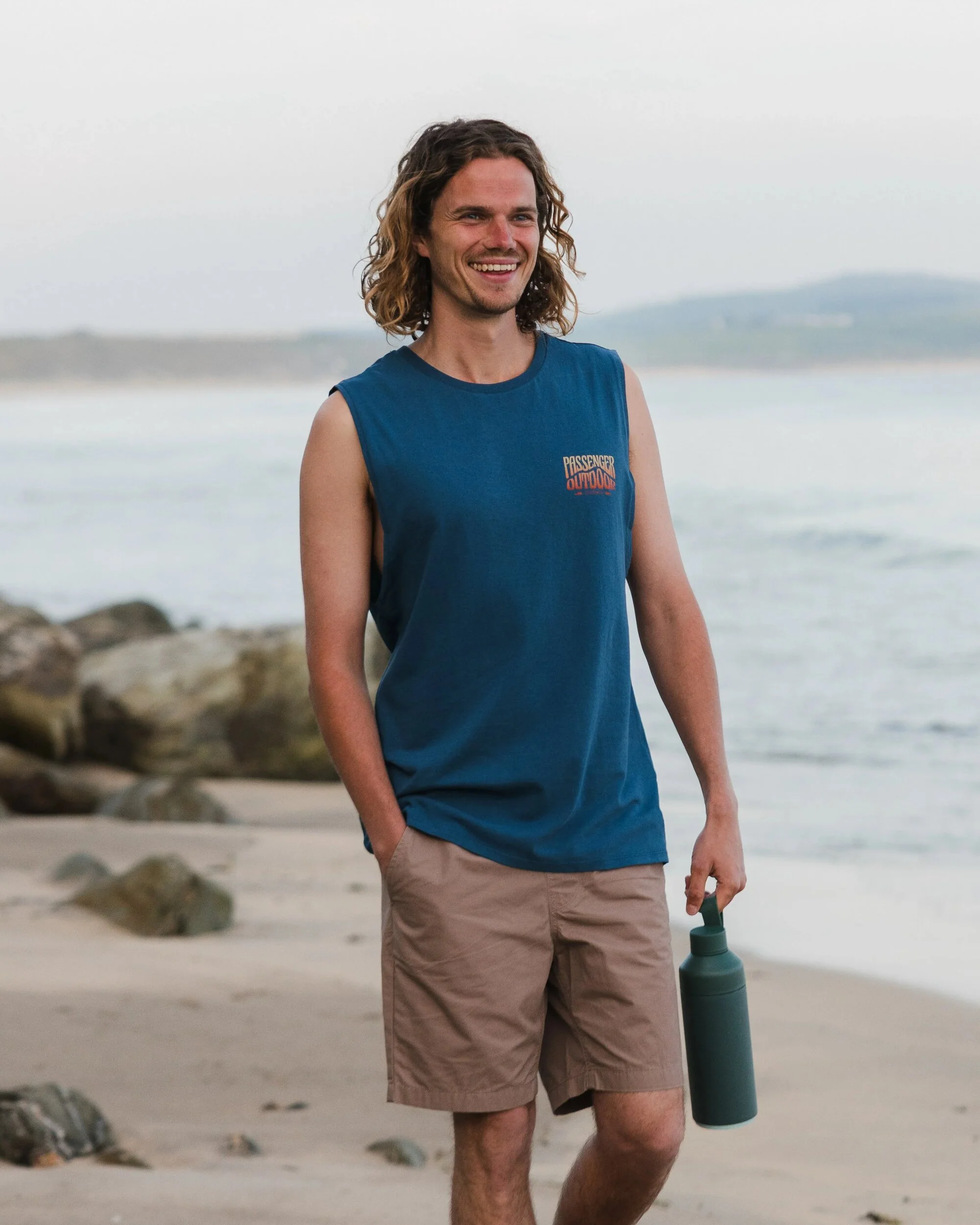 Yuca Vest - Dark Denim - Image 4